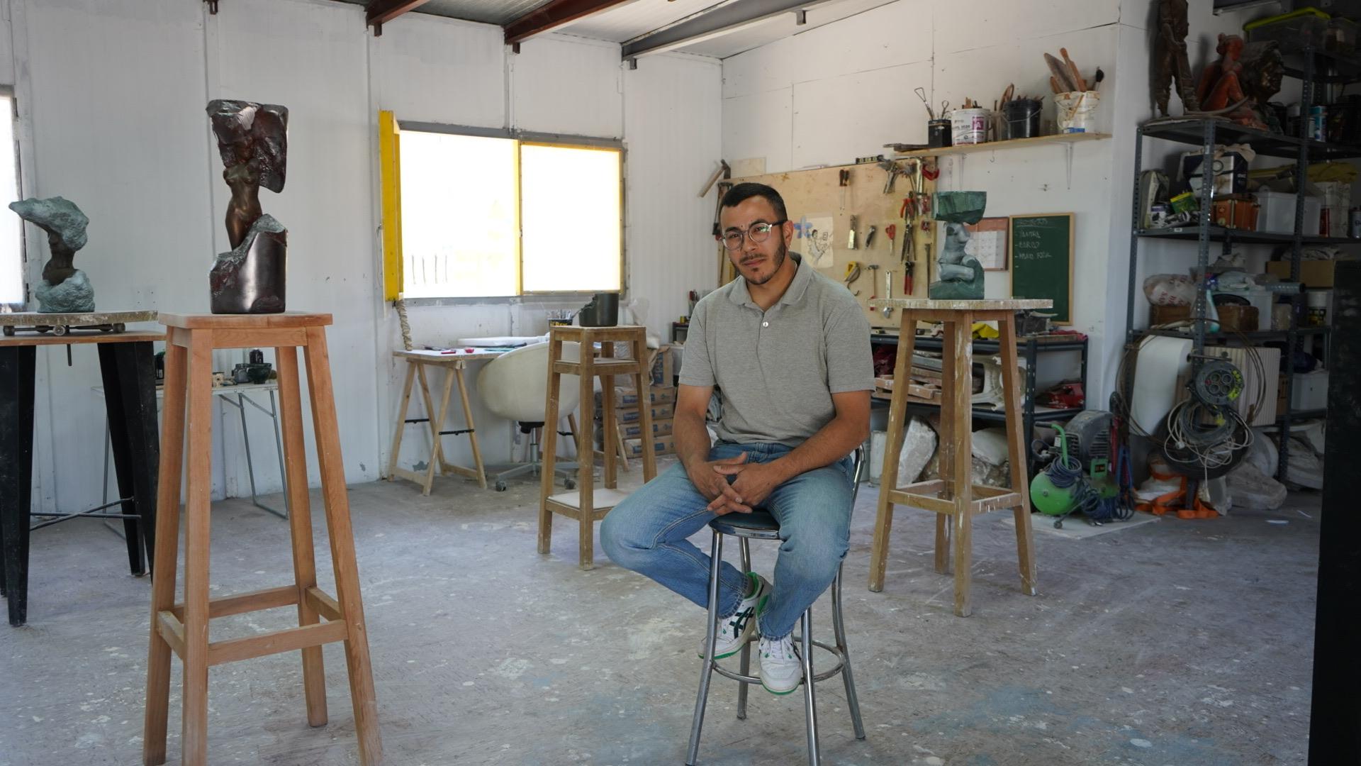 jesús de zafra en su taller